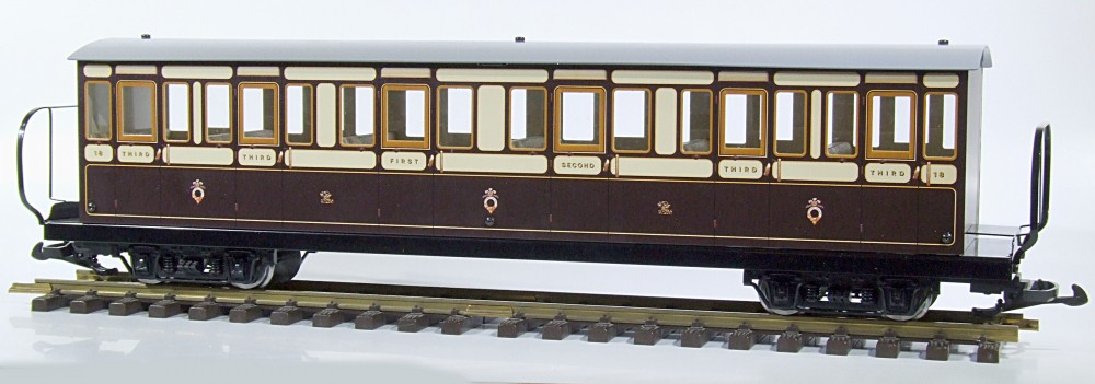 Festiniog Balcony Compo #18 Chocolate & Cream | Garden Railway ...