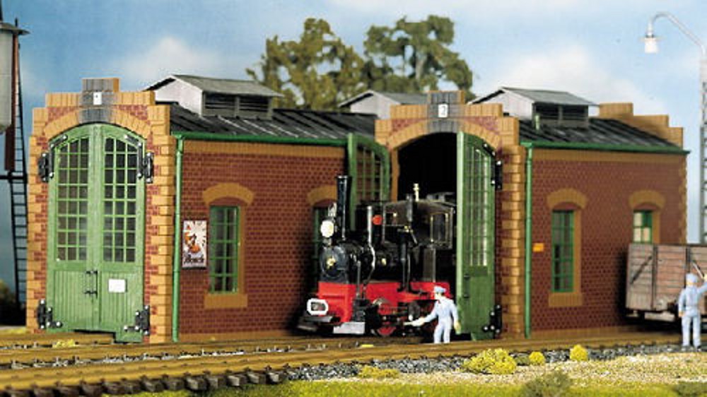 DOUBLE ENGINE SHED | Garden Railway Specialists Tel:01844 345158