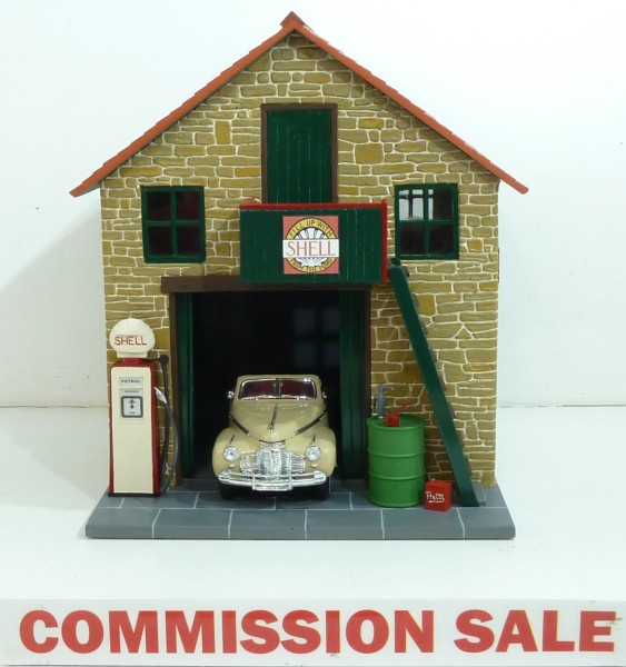 Village Garage Garden Railway Specialists Tel01844 345158