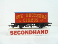 Hornby Cox Brothers Circus Wagon Unboxed