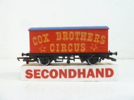 Hornby Cox Brothers Circus Wagon Unboxed
