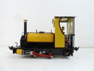 Cabbed Quarry Hunslet 45mm Mustard Yellow w. Red Lining