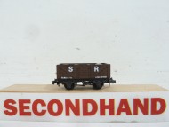 Peco SR 7 Plank Wagon With Load Unboxed