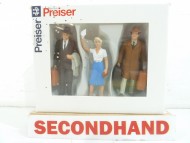 Preiser 1:32 Passengers Figures
