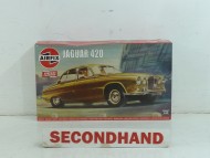 Airfix Jaguar 420 Kit Complete