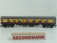 Triang Hornby 1st/2nd Blood & Custard Coach