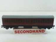 Hornby Dublo Red Suburban Coach Unboxed
