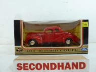 Motormax Diecast 1940 Ford Coupe 1:24 Scale