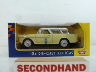 Motormax Diecast 1955 Chevy Bel Air Nomad 1:24 Scale
