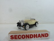 Diecast 1932 Ford Coupet Convertable 1:24 Scale