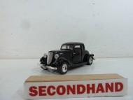 Diecast 1934 Ford Coupet 1:24 Scale