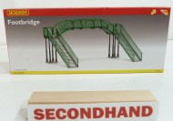 R076 Hornby Footbridge