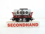 Hornby R014 Esso Tank Wagon.