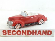 Ford Deluxe red pedal car Gearbox diecast (unboxed)