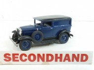 Ford A Panel Van 1929 JLE Scale Models unboxed