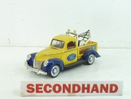 Goldenwheel Diecast Yellow Ford Tow Truck
