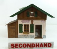 P331715 Pola Ranger Cabin Unboxed