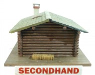 P331722 Logs Cabin Pola Unboxed