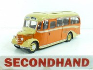 Sun Star Bus 1:24 Scale Bedford OB Duple Vista