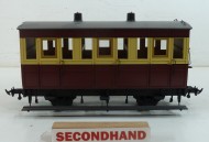 R19-10 IOM 4 wheel Coach 3rd class maroon&cream