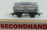Hornby Esso Petrol Tanker unboxed