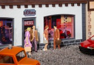 Passers By (4) Figure Set