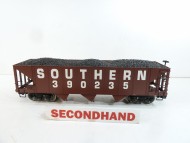 Bachmann 3 Bay 100T Coal Hopper Southern  Unboxed